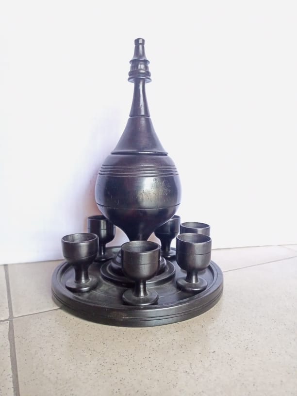 sculpture. African art. wooden sculpture. handmade sculpture.